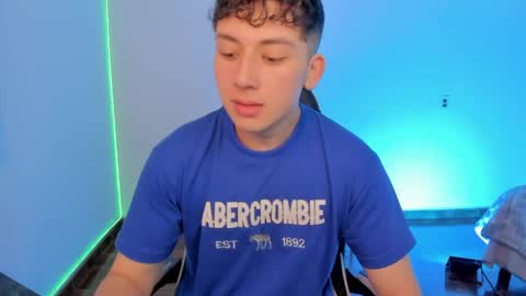 Snapshot of oliver_kyy chatting on May 29, 2026, 1:25 am oliveeer online show from May 29, 2026, 1:25 am