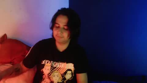 oliver_laid_2023 online show from January 7, 2025, 11:48 am