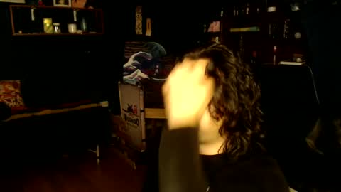 oliver_laid_2023 online show from September 27, 2025, 3:22 am