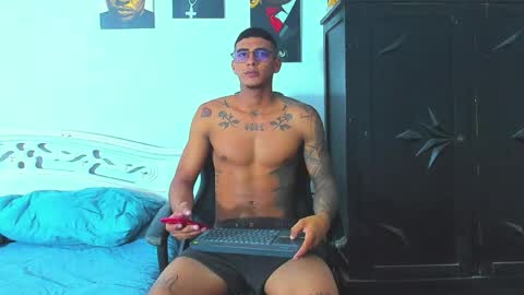 Snapshot of oliver_smith_2 chatting on May 18, 2026, 4:35 pm oliver_smith_2 online show from May 18, 2026, 4:35 pm