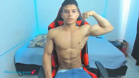 oliver thompsson online show from January 26, 2025, 5:13 pm