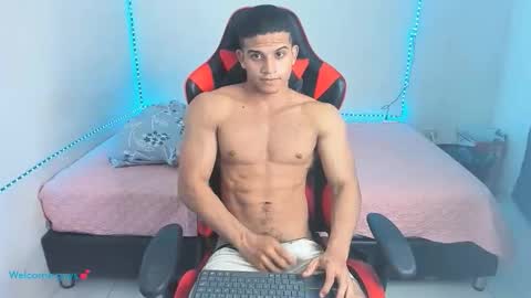 Snapshot of oliver_thompsson chatting on May 12, 2026, 3:47 am oliver thompsson online show from May 12, 2026, 3:47 am