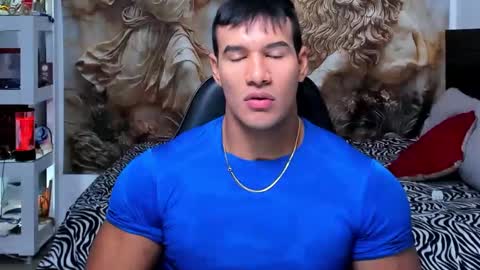 oliver_tommy online show from October 18, 2025, 11:55 am