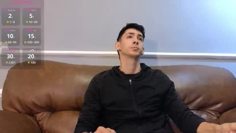 Oliver bennet online show from September 13, 2025, 12:16 pm