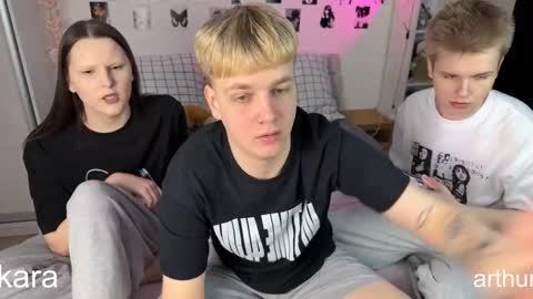 oliver online show from January 31, 2026, 7:11 pm