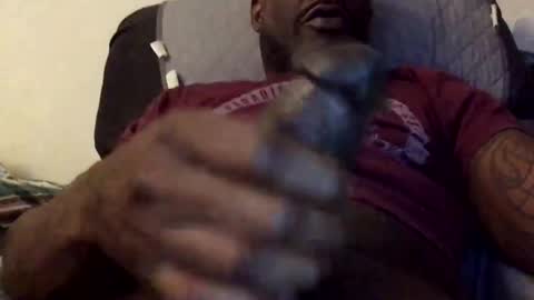 Snapshot of olivertwist1273 chatting on December 3, 2024, 5:20 am olivertwist1273 online show from December 3, 2024, 5:20 am