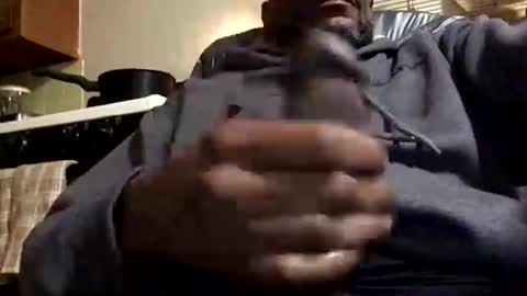 Snapshot of olivertwist1273 chatting on February 26, 2025, 6:58 am olivertwist1273 online show from February 26, 2025, 6:58 am