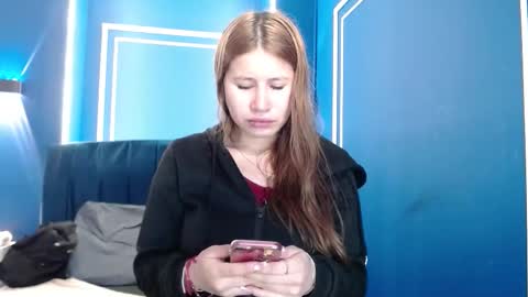 Olivia online show from September 23, 2025, 11:35 am