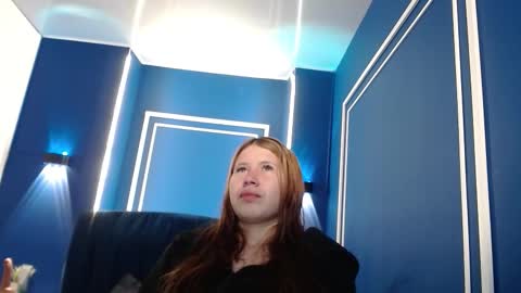 Olivia online show from September 30, 2025, 12:10 pm