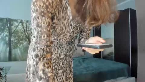 olivia__dream online show from May 24, 2026, 4:01 pm
