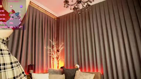 SaraConor online show from February 24, 2025, 5:00 am