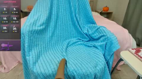 Snapshot of olivia_k_ chatting on November 4, 2025, 6:12 am Olivia Hi guys Follow me online show from November 4, 2025, 6:12 am