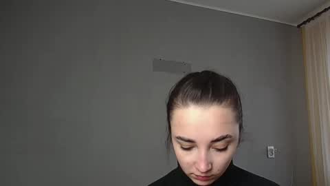 Olivia online show from March 21, 2026, 9:47 am