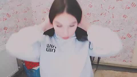 Olivia online show from February 12, 2025, 11:07 am