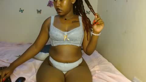 olivia online show from April 15, 2026, 5:53 pm