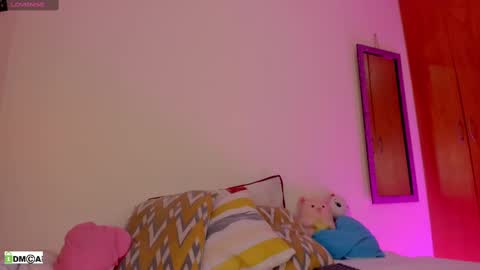 Snapshot of olivia_s19 chatting on March 8, 2025, 4:45 am olivia_s19 online show from March 8, 2025, 4:45 am