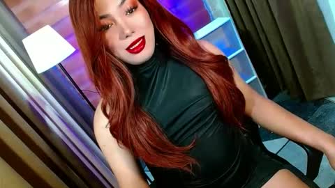 Snapshot of olivia_the_temptress27 chatting on April 18, 2026, 9:02 am Miss OLIVIA online show from April 18, 2026, 9:02 am