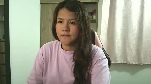 Olivia online show from October 22, 2025, 10:26 am