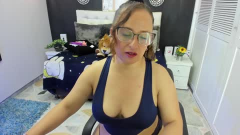 olivia online show from December 12, 2024, 7:48 pm