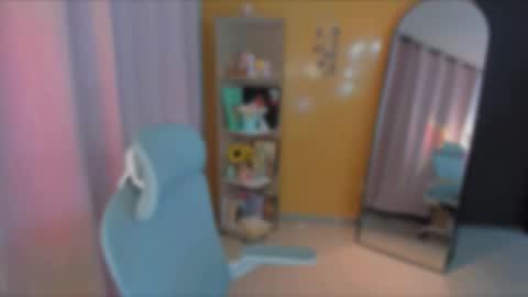 Olivia online show from October 21, 2025, 5:41 am