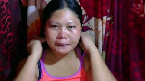 olivia_z online show from April 16, 2026, 8:04 am