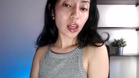 oliviaaa__ online show from October 5, 2025, 9:45 pm