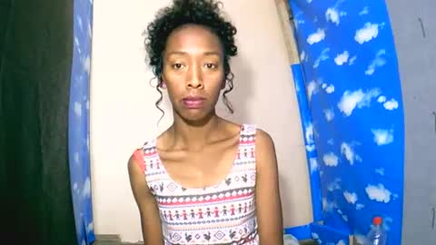 oliviah27 online show from October 2, 2025, 7:48 am