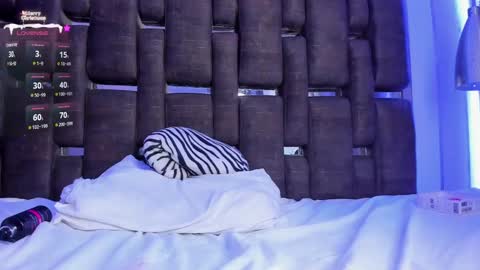 oliviahalley online show from December 27, 2024, 4:32 pm