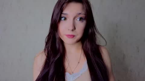 Olivia online show from June 26, 2026, 2:10 pm