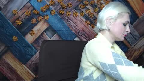 OliviaHorst online show from December 3, 2025, 6:32 am