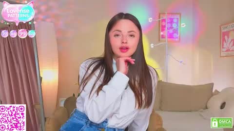 Snapshot of oliviakis chatting on May 3, 2026, 7:47 am Olivia online show from May 3, 2026, 7:47 am
