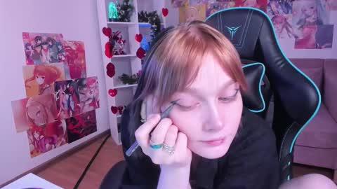 OliviaLaurens online show from December 16, 2025, 2:44 pm