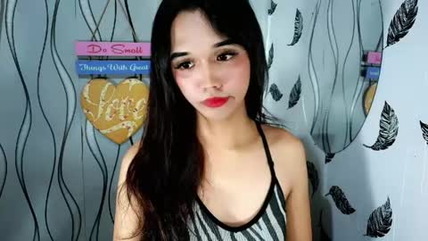 Snapshot of olivianiczxasshieerrraa6 chatting on May 27, 2026, 6:16 pm NICOLE online show from May 27, 2026, 6:16 pm