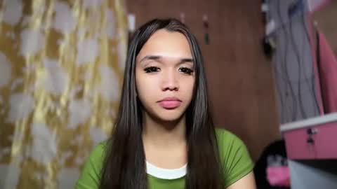 Snapshot of olivianiczxasshieerrraa6 chatting on July 16, 2026, 12:05 am NICOLE online show from July 16, 2026, 12:05 am