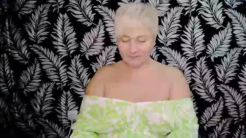 Kelly online show from December 6, 2024, 5:55 pm