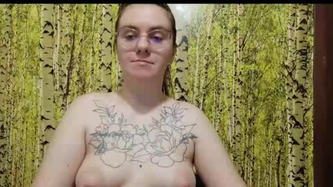 Snapshot of oliviasager chatting on April 24, 2026, 8:33 pm Mistress Olivia online show from April 24, 2026, 8:33 pm
