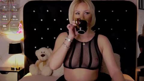 Olivia online show from January 23, 2025, 4:52 am