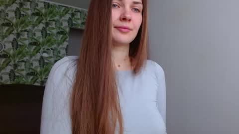 Olivia online show from April 11, 2026, 4:39 am