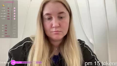 OllyDoll online show from December 22, 2024, 9:11 am