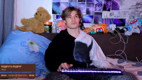 Snapshot of ololkd chatting on February 16, 2025, 8:22 pm Tony online show from February 16, 2025, 8:22 pm