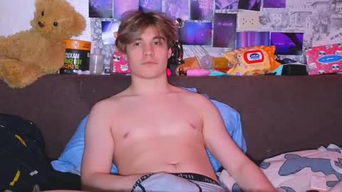 Snapshot of ololkd chatting on February 20, 2025, 11:21 pm Tony online show from February 20, 2025, 11:21 pm