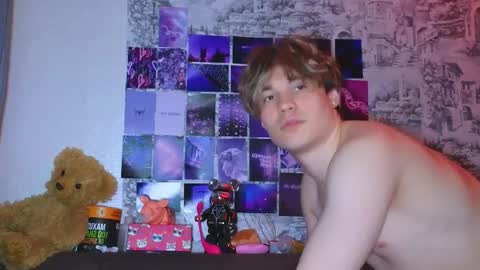 Snapshot of ololkd chatting on February 21, 2025, 2:28 am Tony online show from February 21, 2025, 2:28 am