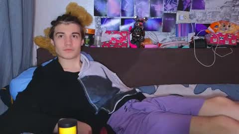 Snapshot of ololkd chatting on February 21, 2025, 9:11 pm Tony online show from February 21, 2025, 9:11 pm