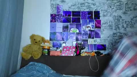 Snapshot of ololkd chatting on March 5, 2025, 8:21 pm Tony online show from March 5, 2025, 8:21 pm