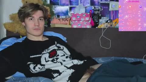 Snapshot of ololkd chatting on March 8, 2025, 8:25 pm Tony online show from March 8, 2025, 8:25 pm