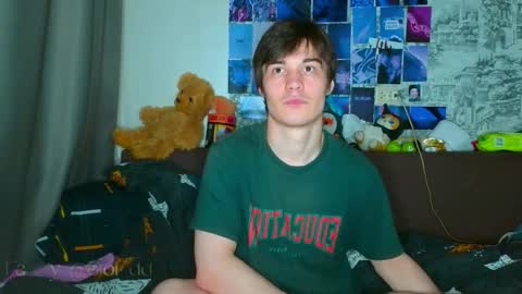 Snapshot of ololkd chatting on September 9, 2025, 8:19 pm Tony online show from September 9, 2025, 8:19 pm