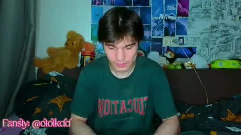 Snapshot of ololkd chatting on September 10, 2025, 8:09 pm Tony online show from September 10, 2025, 8:09 pm