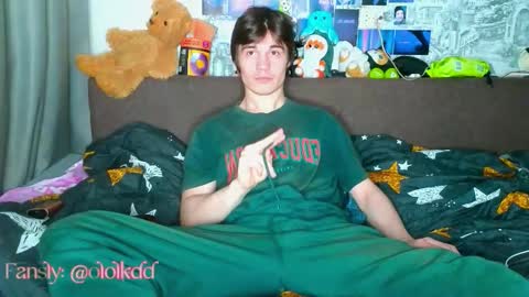 Snapshot of ololkd chatting on September 16, 2025, 8:10 pm Tony online show from September 16, 2025, 8:10 pm