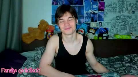 Snapshot of ololkd chatting on September 20, 2025, 8:21 pm Tony online show from September 20, 2025, 8:21 pm