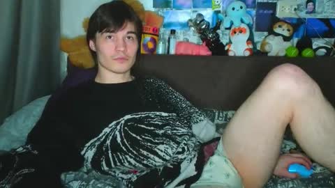 Snapshot of ololkd chatting on September 24, 2025, 9:18 pm Tony online show from September 24, 2025, 9:18 pm